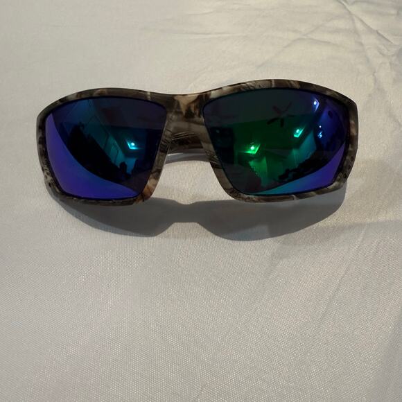Corbina Oak Camo Polarized 580R Sunglasses - Picture 1 of 10